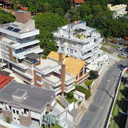 1083 - Apartamento Com Vista Para O Mar Em Bombinhas Esterno foto