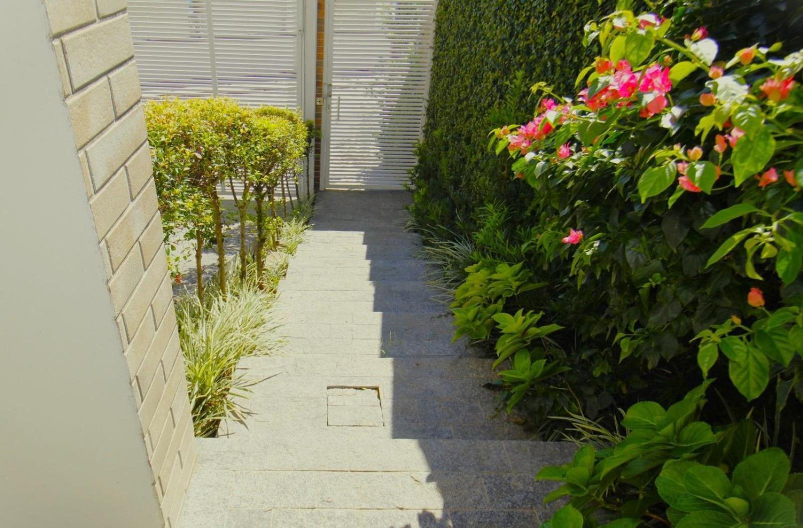 1083 - Apartamento Com Vista Para O Mar Em Bombinhas Esterno foto