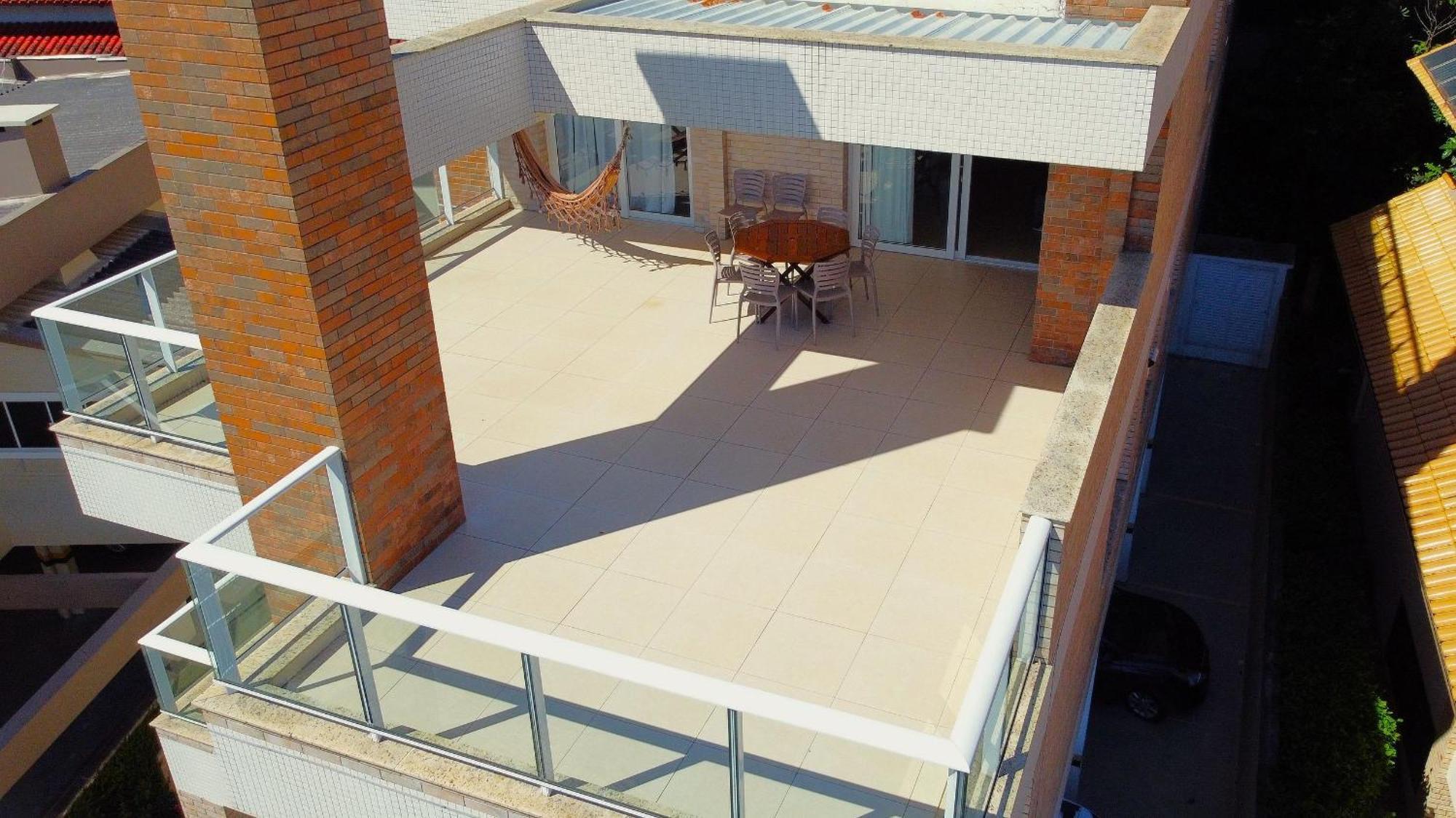 1083 - Apartamento Com Vista Para O Mar Em Bombinhas Esterno foto