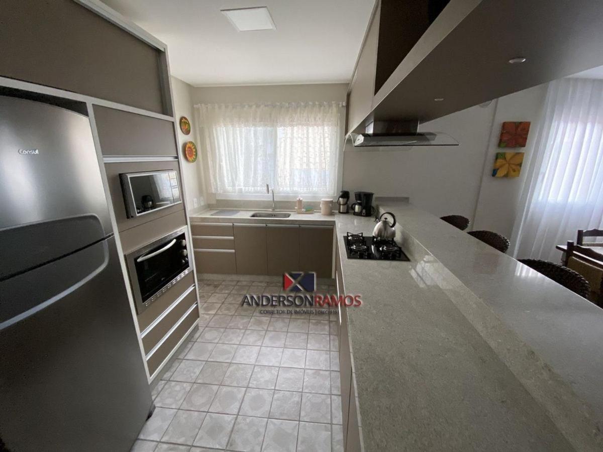 1083 - Apartamento Com Vista Para O Mar Em Bombinhas Esterno foto