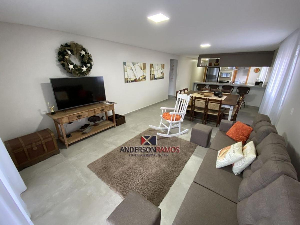 1083 - Apartamento Com Vista Para O Mar Em Bombinhas Esterno foto